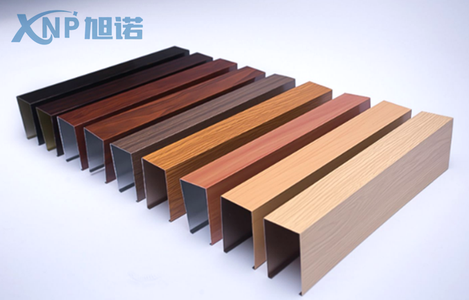 宅男在线免费观看和鋁方通是一種材料嗎？它們的不同點有哪些？