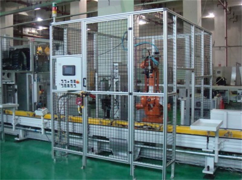 宅男在线免费观看框架圍欄