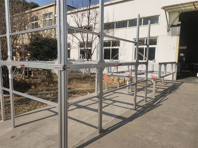 4040係列框架工業宅男在线免费观看