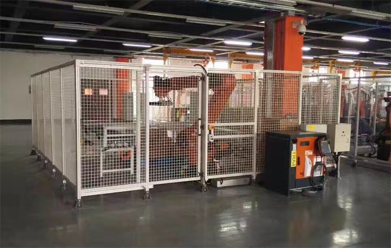 自動化機器人宅男在线免费观看圍欄