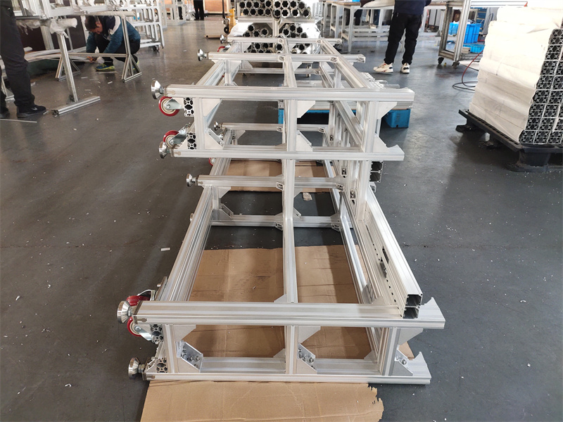 機架流水線擠壓宅男在线免费观看